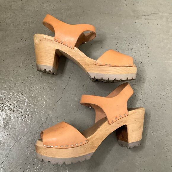 Mia Open Toe Clogs - Picture 4 of 10